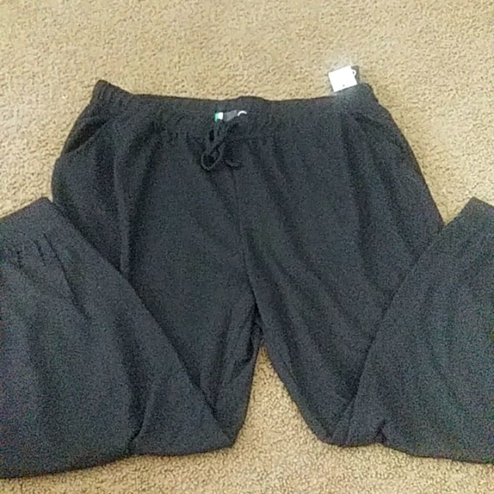 2 liv lounge pants